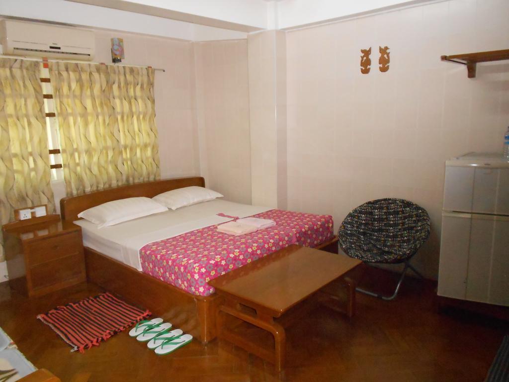 Chan Myae Guesthouse Yangon Luaran gambar